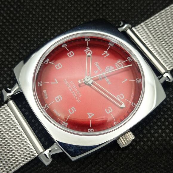 Red Dial Men's Watch - Picture 6 of 8